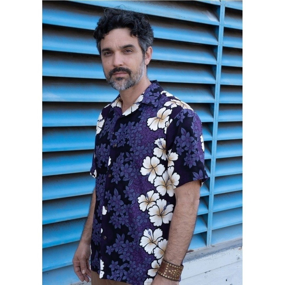 Hilo Hattie Hawaiian Shirt Men's M Purple Hibiscus Floral Aloha Made Hawaii